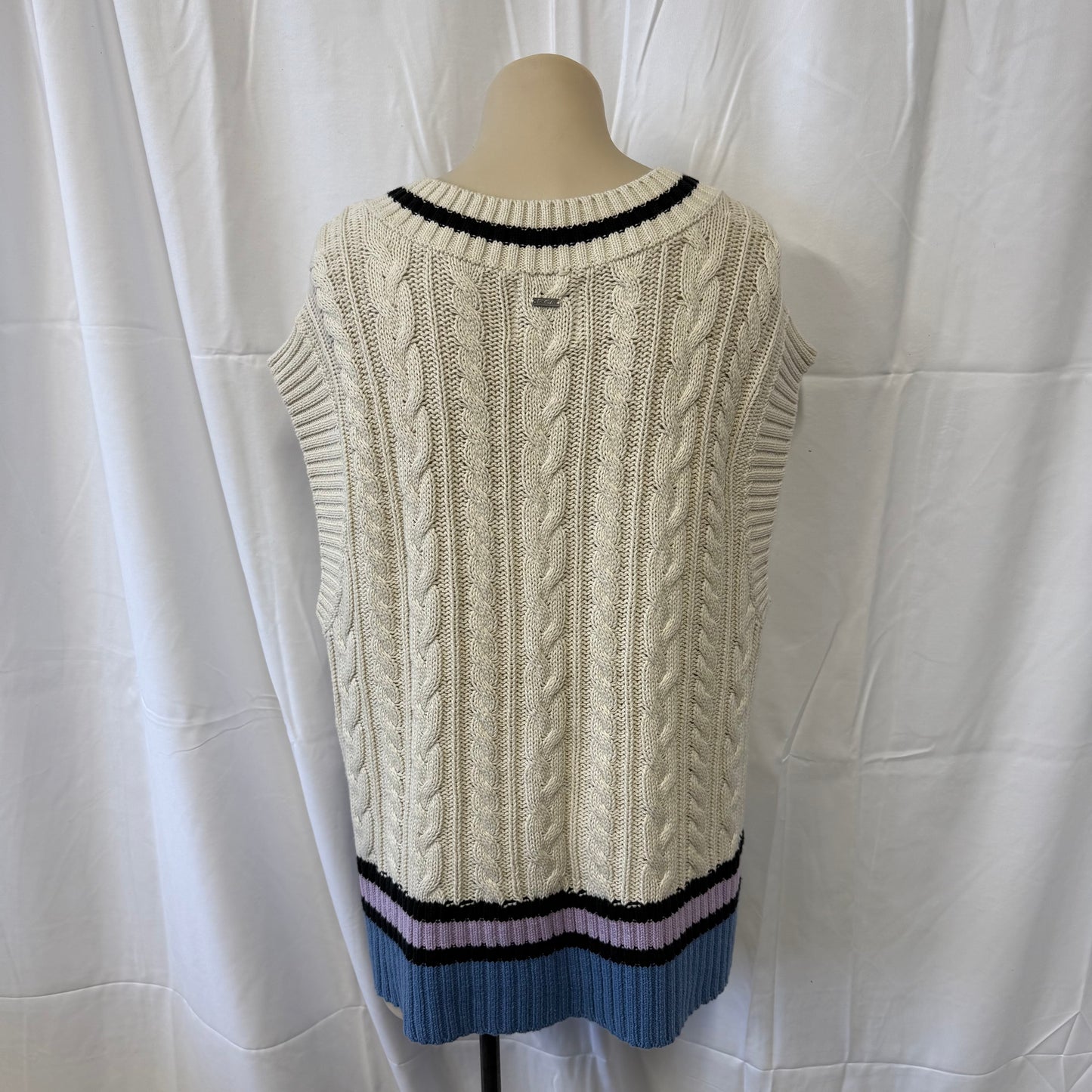 Knitted Vest - Size 10