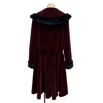 Amazing Coat - Size 22