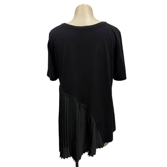 Moochi Tee - Size M