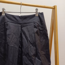 Load image into Gallery viewer, NEW Cue Skirt - Size 8
