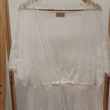 Load image into Gallery viewer, Apilat Robe - Size L - XL
