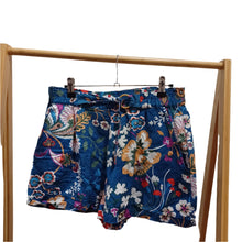 Load image into Gallery viewer, Bettie Monroe Shorts - Size S
