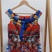 Load image into Gallery viewer, Adrienne Winkelmann - Size 8
