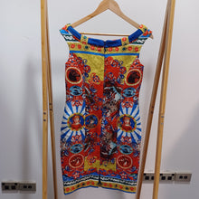 Load image into Gallery viewer, Adrienne Winkelmann - Size 8
