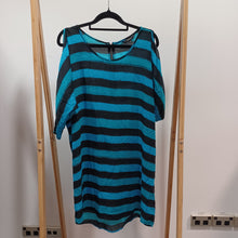 Load image into Gallery viewer, Sabine Dress - Size 12
