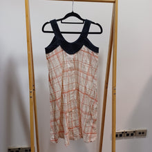 Load image into Gallery viewer, NZ Made Dress - Size 8
