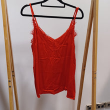 Load image into Gallery viewer, NEW Tuesday Cami - Size L
