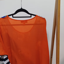 Load image into Gallery viewer, Charlo Top - Size M
