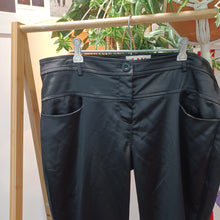 Load image into Gallery viewer, Andrea Moore Trousers- Size 16
