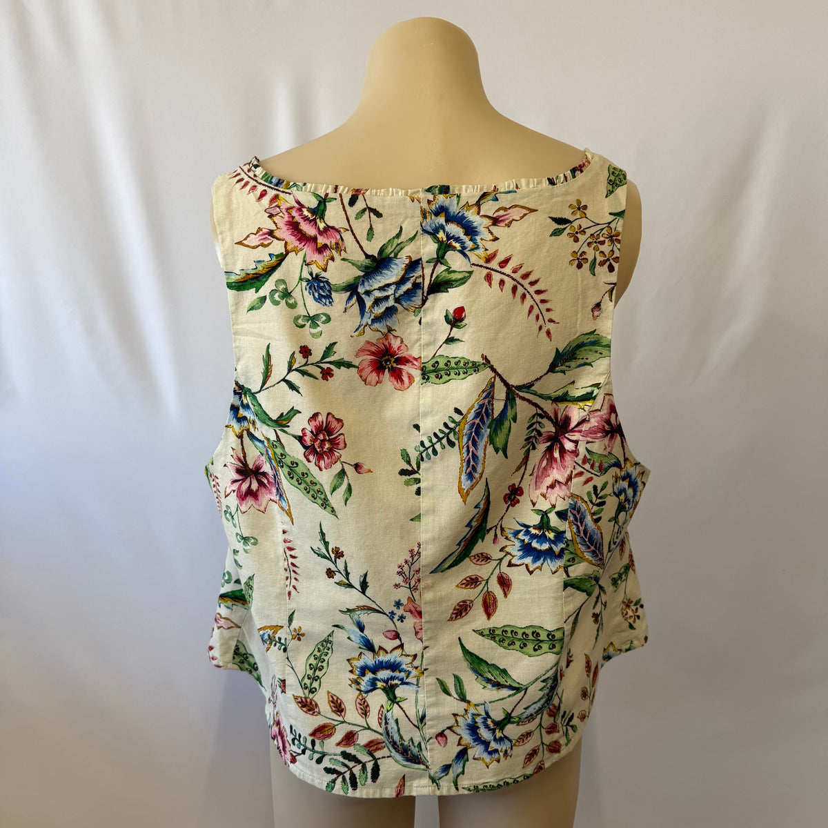 Cute Tank - Size 18