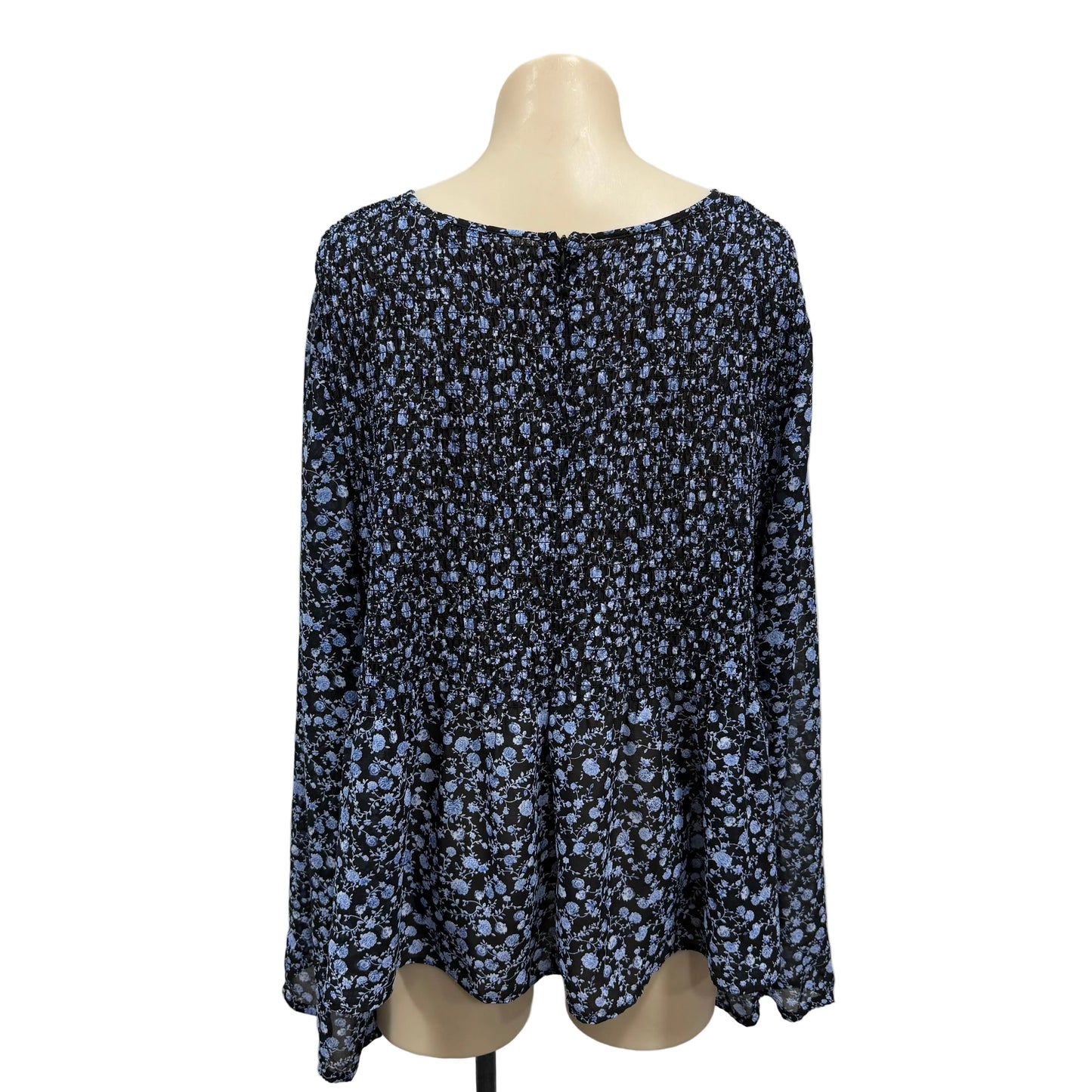 Flower Blouse - Size 18