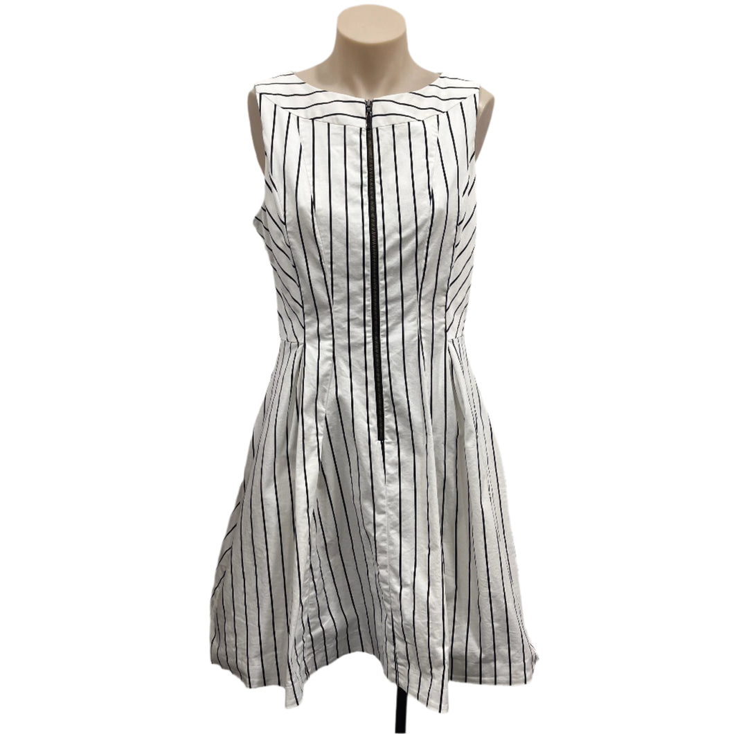 Cue Dress - Size 10