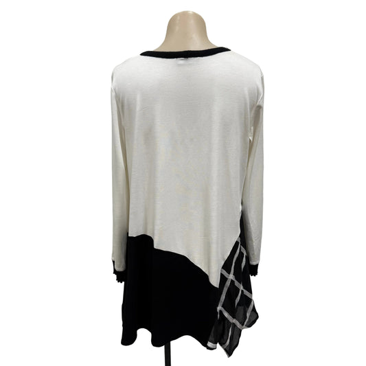 Black & White Long Sleeve - Size 10