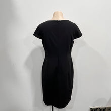 Load image into Gallery viewer, Heine Dress - Size 38
