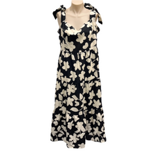 Load image into Gallery viewer, Cute Summer Dress - Size 18

