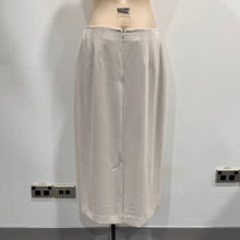 Load image into Gallery viewer, By Fredrick Skirt - Size 14
