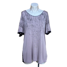 Load image into Gallery viewer, Sabine Tee - Size 10
