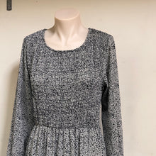 Load image into Gallery viewer, Mimoso Dress - Size 10
