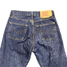 Load image into Gallery viewer, 501 Jeans - Size 30x32

