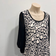 Load image into Gallery viewer, Bettie Monroe Dress - Size XS
