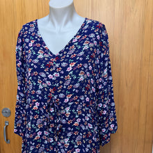 Load image into Gallery viewer, Eye Spy Dress - Size 14
