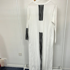 Dress by Taylor - Size M