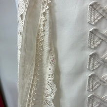Load image into Gallery viewer, New! Luxury Top - Size M
