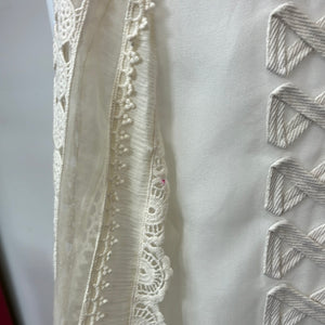 New! Luxury Top - Size M