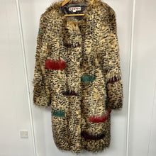 Load image into Gallery viewer, Cooper Faux Fur - Size L
