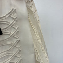 Load image into Gallery viewer, New! Luxury Top - Size M
