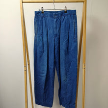 Load image into Gallery viewer, Vintage Diesel Trousers - Size 80
