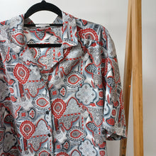 Load image into Gallery viewer, Pattern Shirt - Size S
