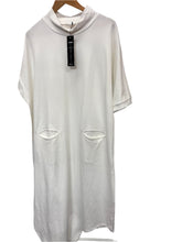 Load image into Gallery viewer, New!! Creed Dress - Size M/L
